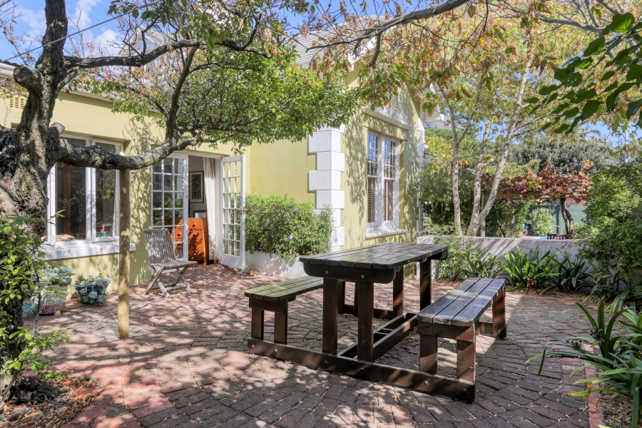 4 Bedroom Property for Sale in Mowbray Western Cape
